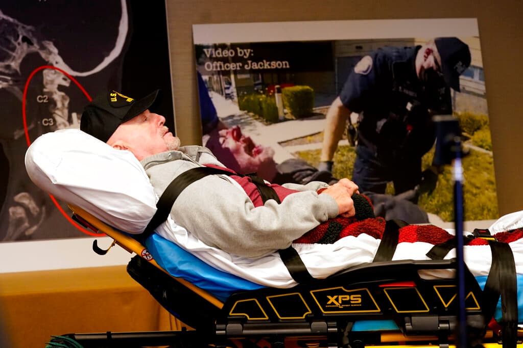 Veterano demanda a la policía de Yuba City: alega que al arrestarlo le rompieron el cuello