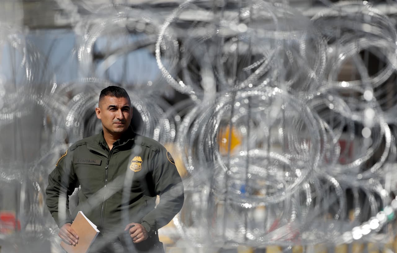 Caos en Tijuana tras el cierre sorpresivo del paso fronterizo más transitado del mundo