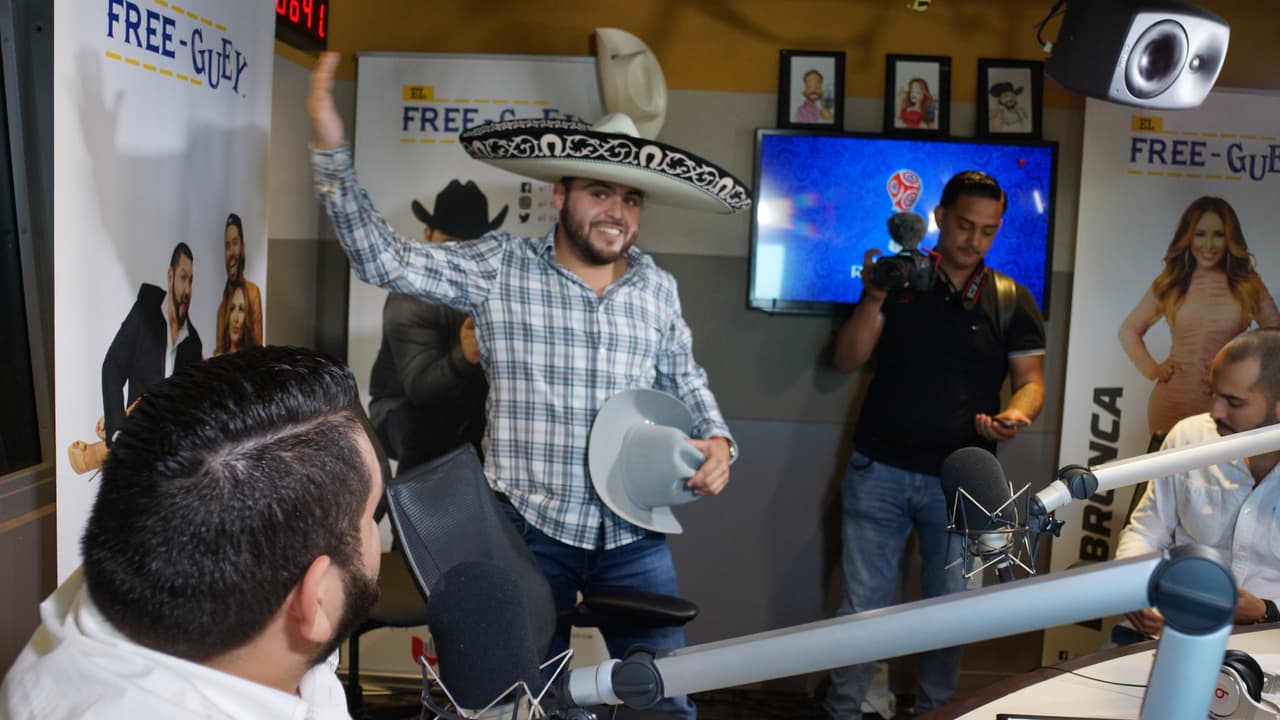 <a href="https://www.facebook.com/GerardoOrtizNet/">Gerardo Ortiz </a>se la pasó a todo dar en el Free-guey show.