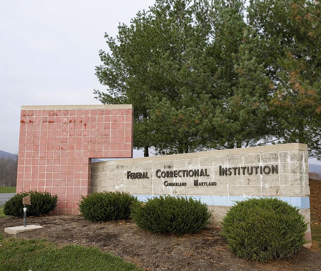 Un reo liberado por error en Washington es acusado de homicidio