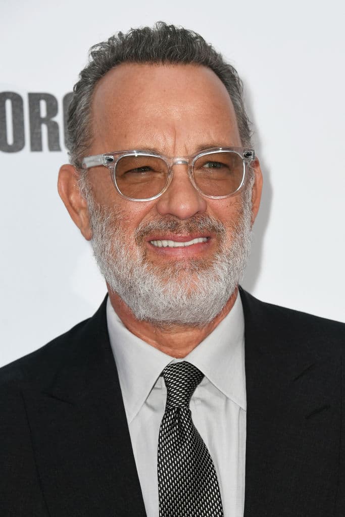 “Es un momento extraño para intentar ser gracioso, pero intentar ser gracioso es todo el asunto de Saturday Night Live”, añadió el actor de 63 años.