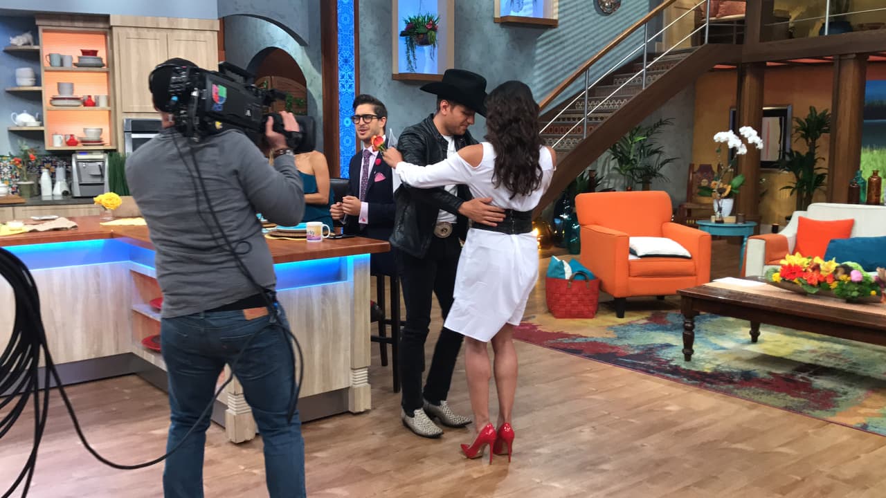 Además, invitó a bailar a Francisca Lachapel. Lo bueno es que por ahí no andaba Benito.