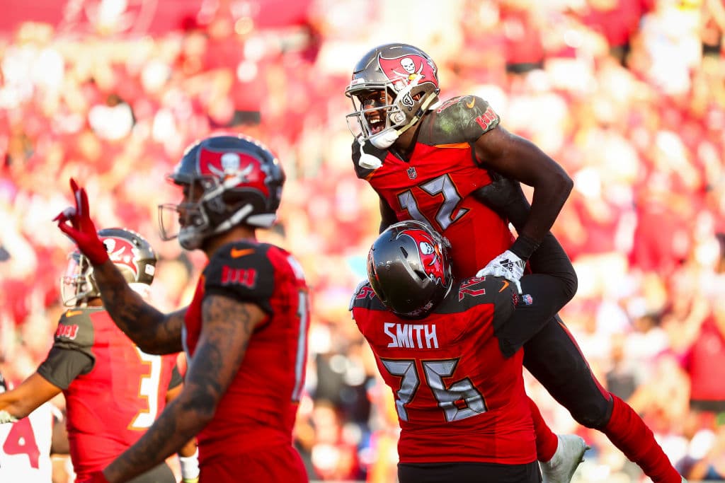 <b>5) Tampa Bay Buccaneers</b>. La defensiva fue un rotundo fracaso, pero también la protección a sus quarterbacks.