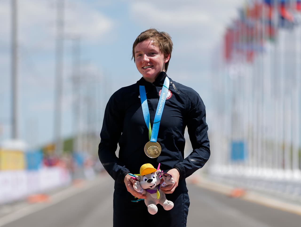 Kelly Catlin (23 años) – La ciclista estadounidense quien era triple campeona del mundo tomó la lamentable decisión de terminar con su vida a muy corta edad.