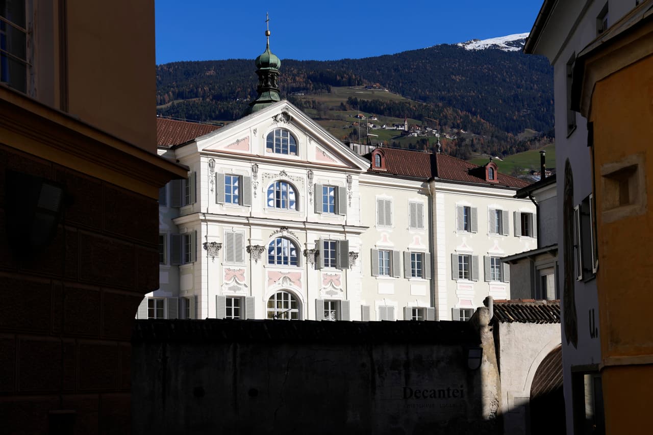 Una mujer es hallada sentada en una silla de su casa dos años después de haber muerto