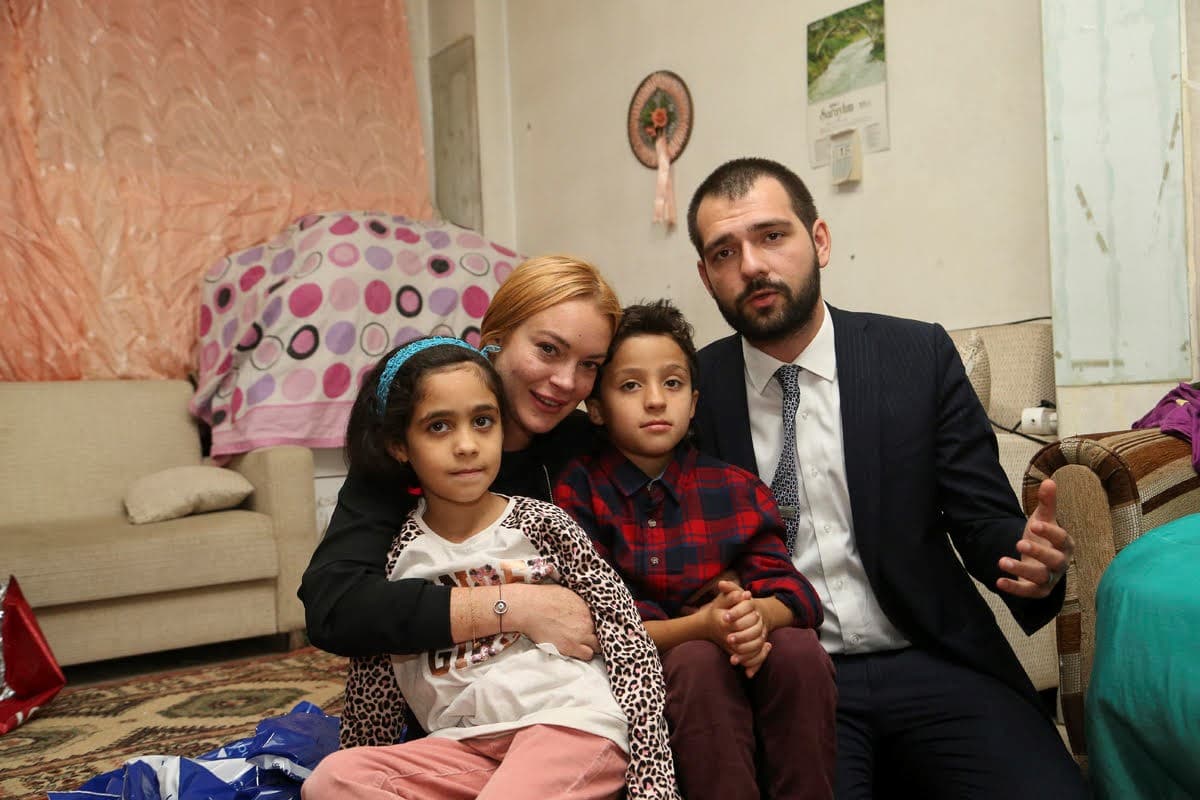 Después visitó a una familia proveniente de Alepo.