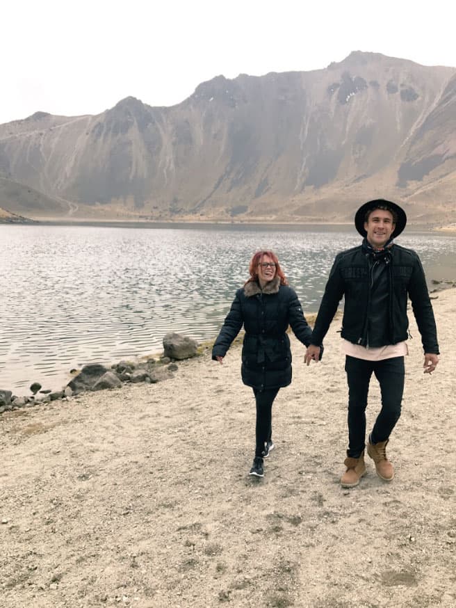 También les encanta naturaleza: "Contigo todo tiene sentido @LauraCarmine", se puede leer en la cuenta de Twitter del actor en esta foto.