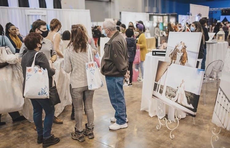 <b><a href="https://www.georgiabridalshow.com/" target="_blank">Georgia Bridal Show (9 de enero)</a></b>: Feria en el Cobb Galleria Center en la que encontrarás recursos e insumos para celebrar a lo grande una boda.