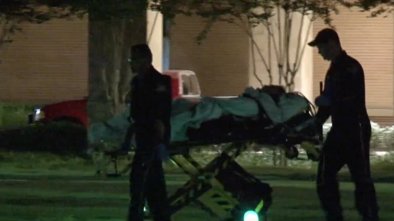 Autoridades reportan un muerto y un herido tras tiroteo al noroeste de Houston 