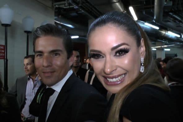 Su felicidad son su esposo Fernando Reyna y su hijo Mateo.