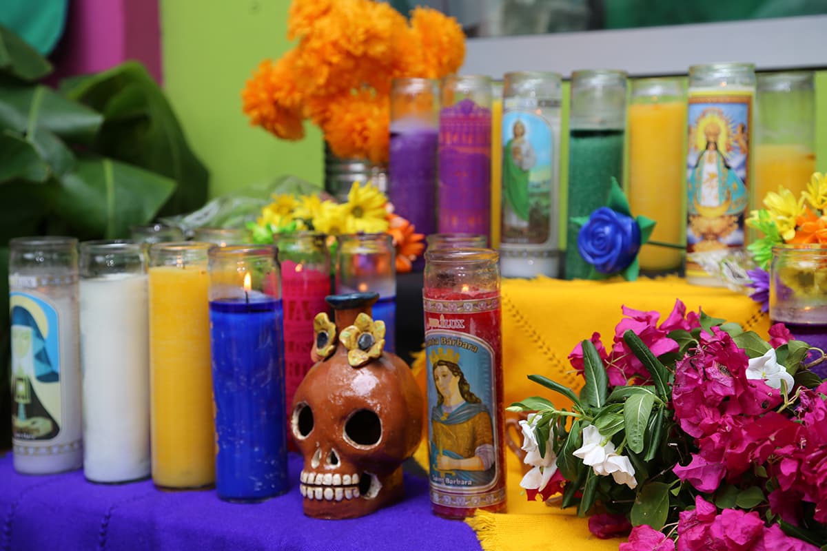 Los fans y amigos del cantante están llenos de dolor por su sorpresiva muerte.