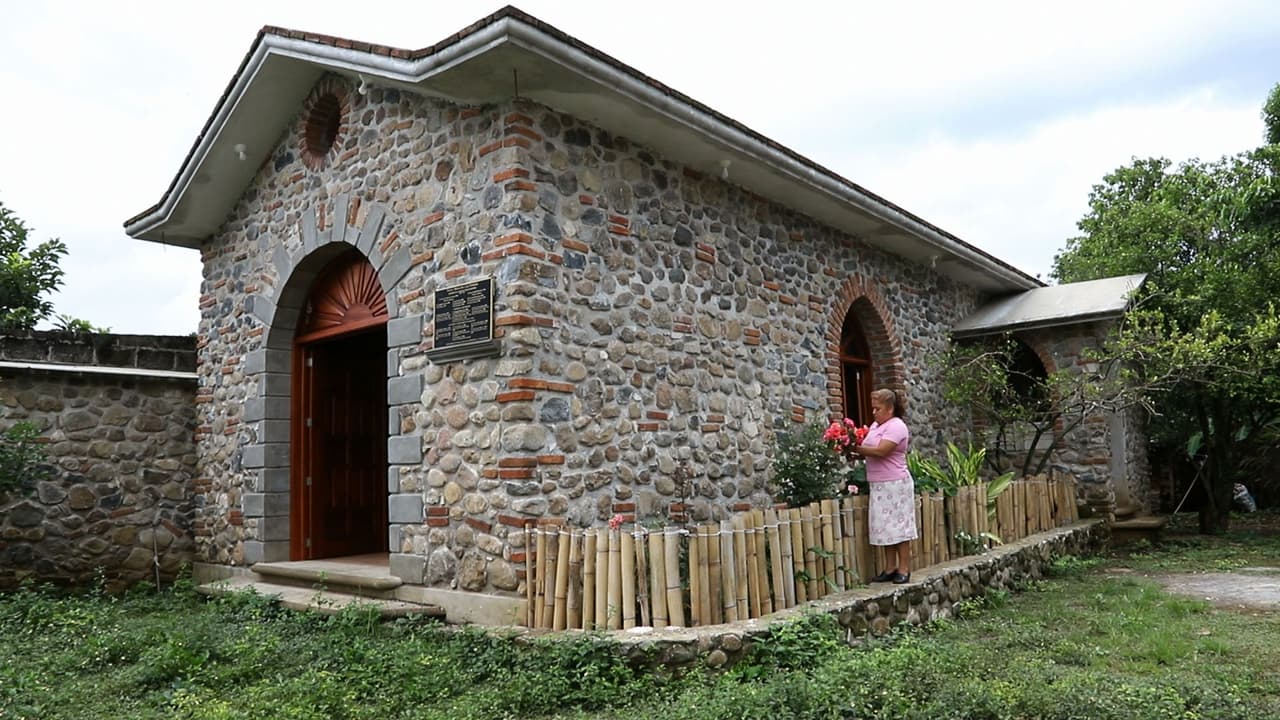 La capilla recién construida es un lugar de refugio para los migrantes que llegan a Las Patronas debido a que el resto de los albergues de la región están cerrados.
<br>