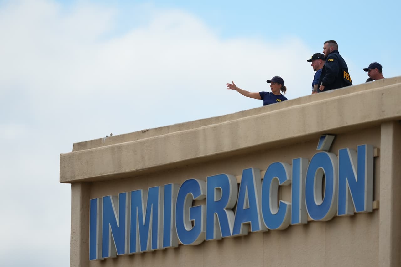 Daban cuenta de una posible agresión armada
<b>en el 8100 de North Stemmons Freeway</b>.