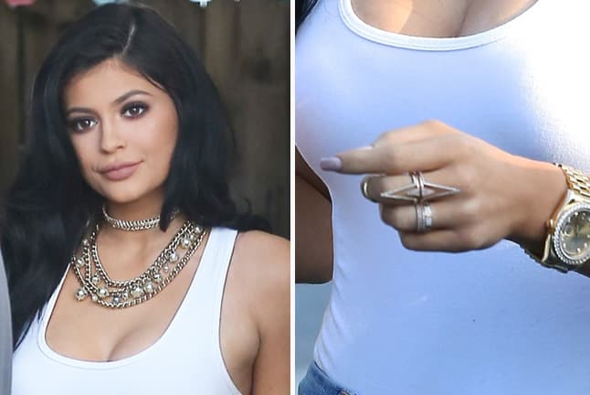 Kylie Jenner una vez más llamó la atención gracias a un misterioso anillo.
