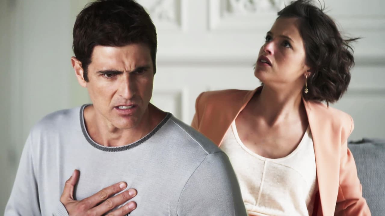 Aunque pensaba que su vida estaba resuelta, Josiane tuvo que enfrentar el rechazo de Régis, quien le confesó que poco a poco se fue enamorando de su madre y ya no quería saber nada más de ella.