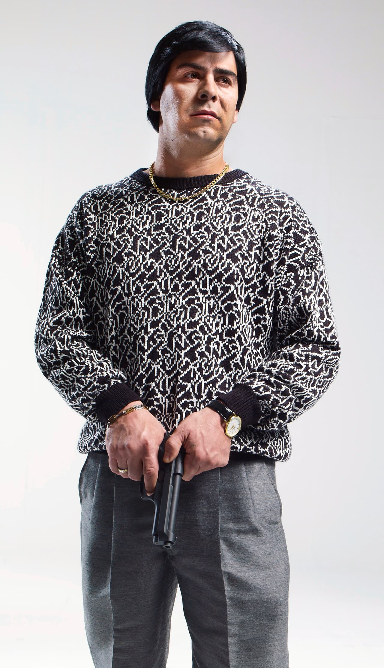 Él da vida a 'Benjamín Avendaño', uno de los líderes del 
<b>Cartel de Tijuana</b>. Es la mente maestra de la parte operativa de esa organización criminal.