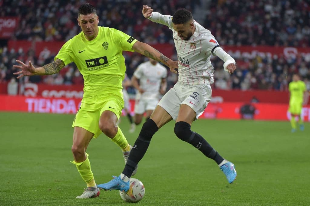 Papu Gómez y Rafa de Mir son los encargados de batir la portería de Edgar Badia para poner el 2-0 definitivo en el marcador y sumar tres importantes unidaes.