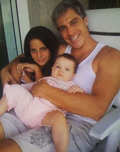 Estefanía y María son las dos princesas de Lisardo.