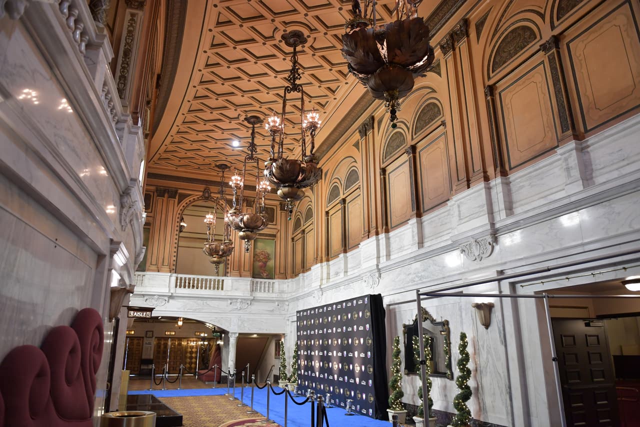 Los pasillos del Orpheum Theatre.