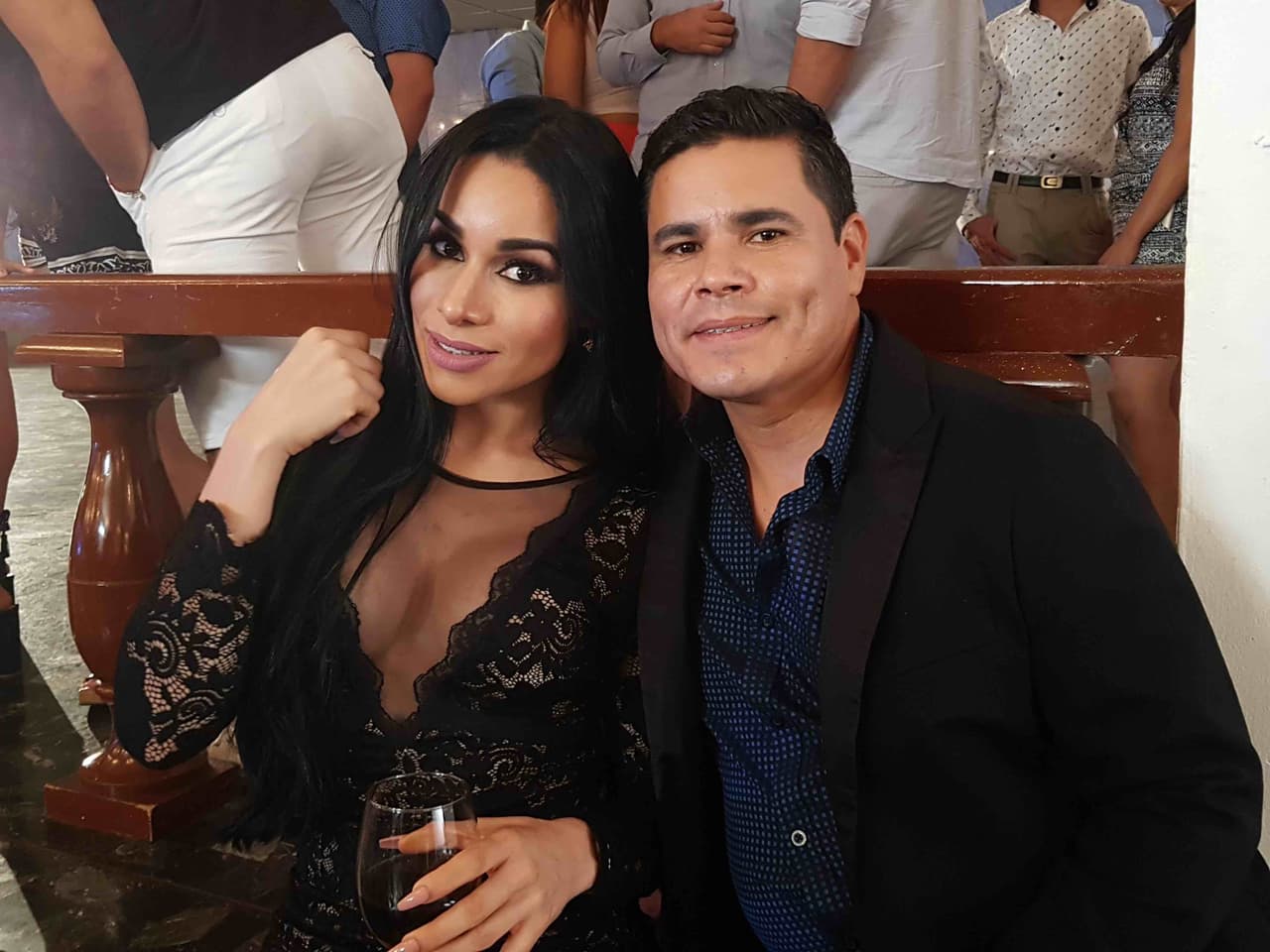 ¿Qué tal la cara de Alfredo González? Se ve que los músicos norteños se la pasaron muy bien.