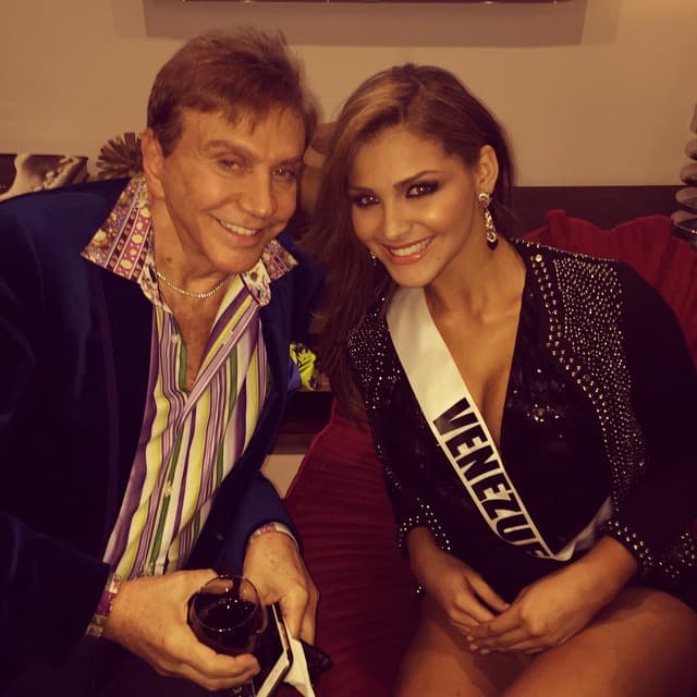 “Luego me quito [la malla] yo misma, con una tijera en la casa porque no aguantaba más, y volví a la talla 4 y era donde me decían que estaba gorda”, contó.