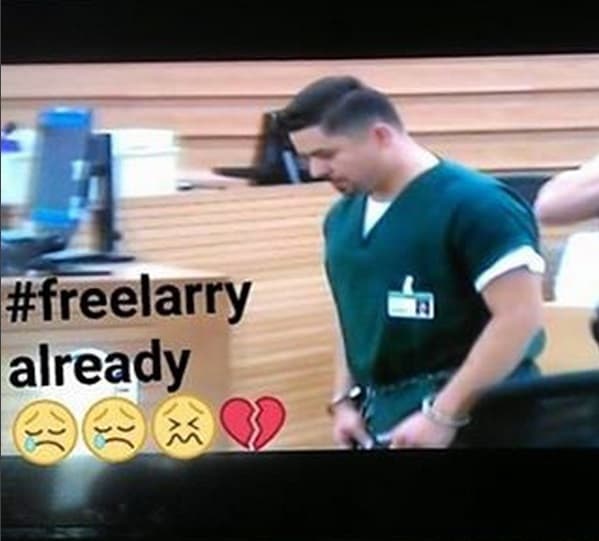 Por supuesto, la gente que lo admira deseaba que pronto saliera libre.