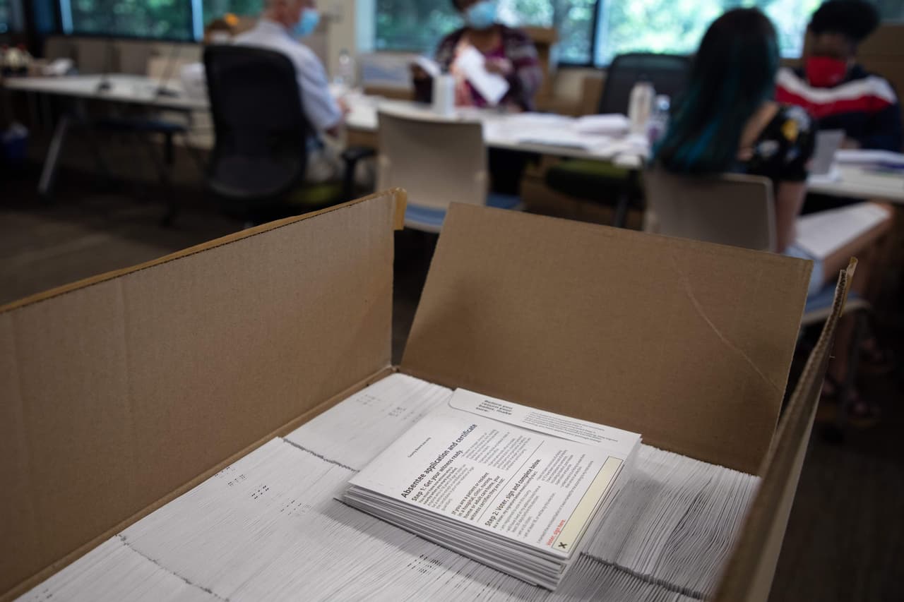 Votantes de Brooklyn reciben boletas electorales con nombres y direcciones incorrectos 