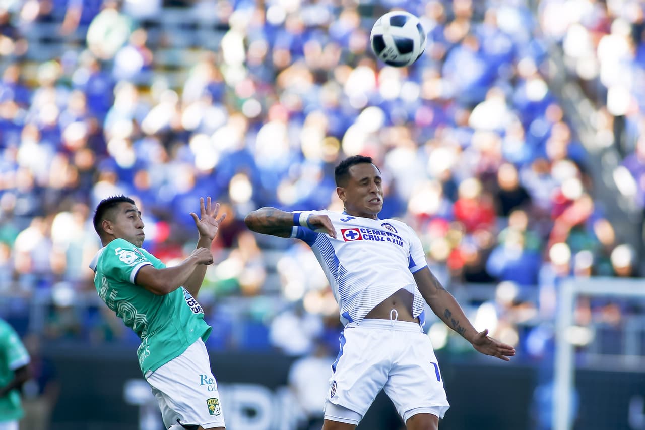 Cruz Azul ganó el Campeón de Campeones con Jonathan Rodríguez como protagonista haciendo dos goles.