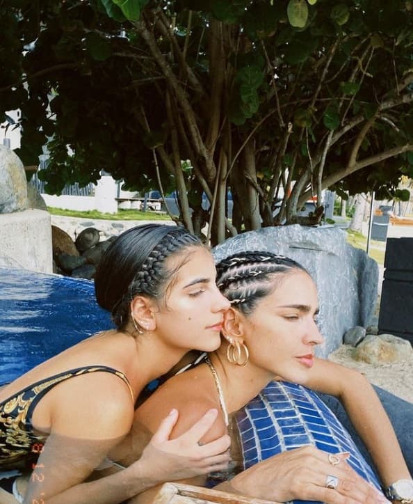 Mar de Regil comparte la afición por el ejercicio y la buena alimentación de su mamá. En sus redes sociales muestran su pasión por cuidar su cuerpo.