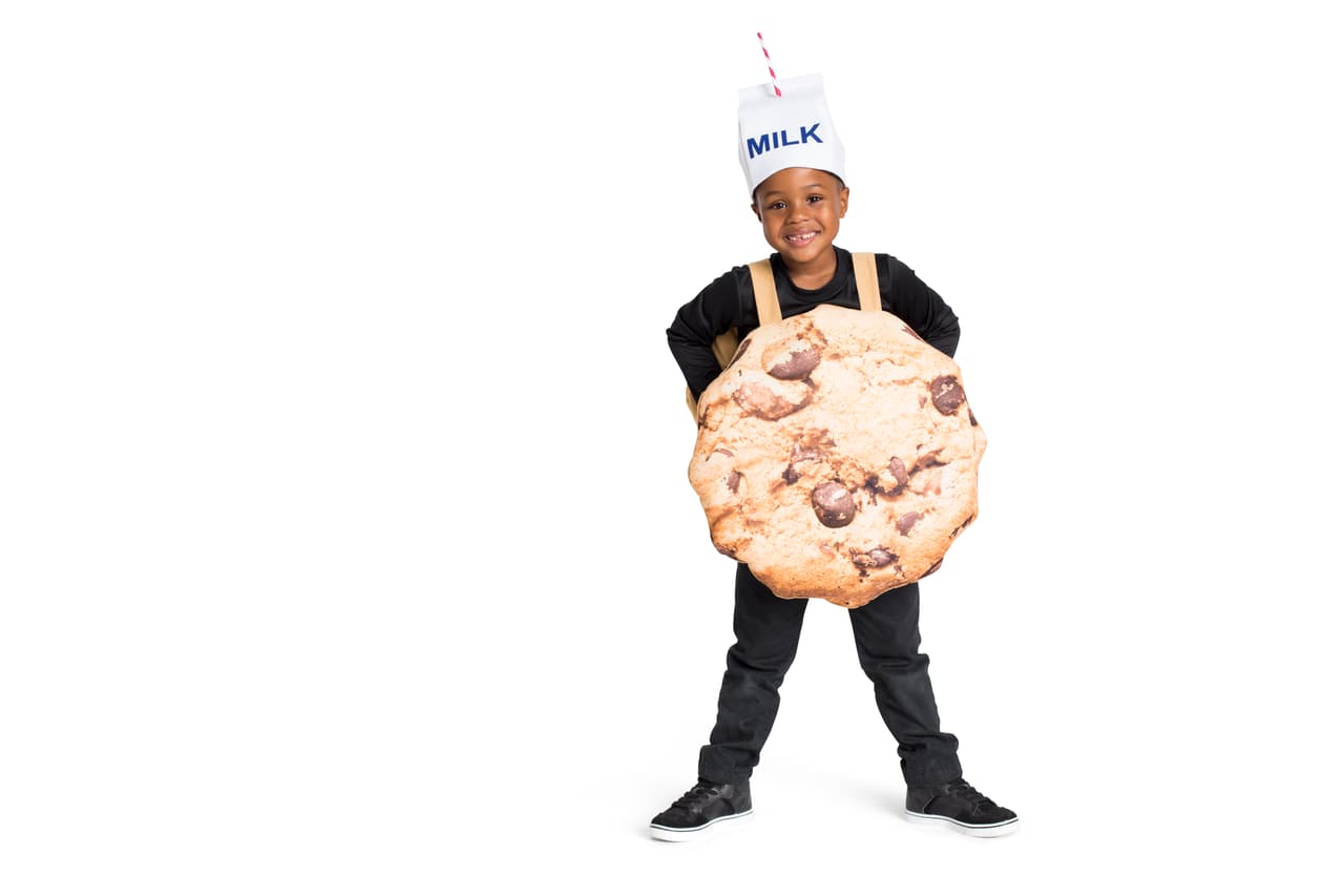 Y para los que les encanta el dulce de Halloween, nada mejor que convertirse en una delciosa galleta de chips de chocolate.