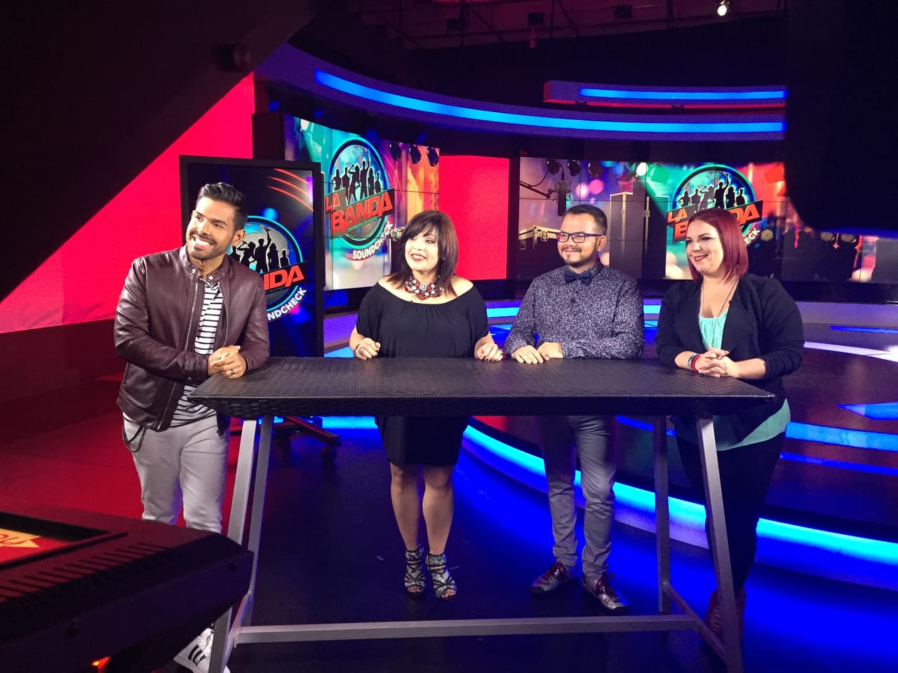 Patricia y José compartieron con los exparticipantes de la primera edición de La Banda, Joshua, Jaime y Sebastián, entre otros invitados en la primera grabación del programa.