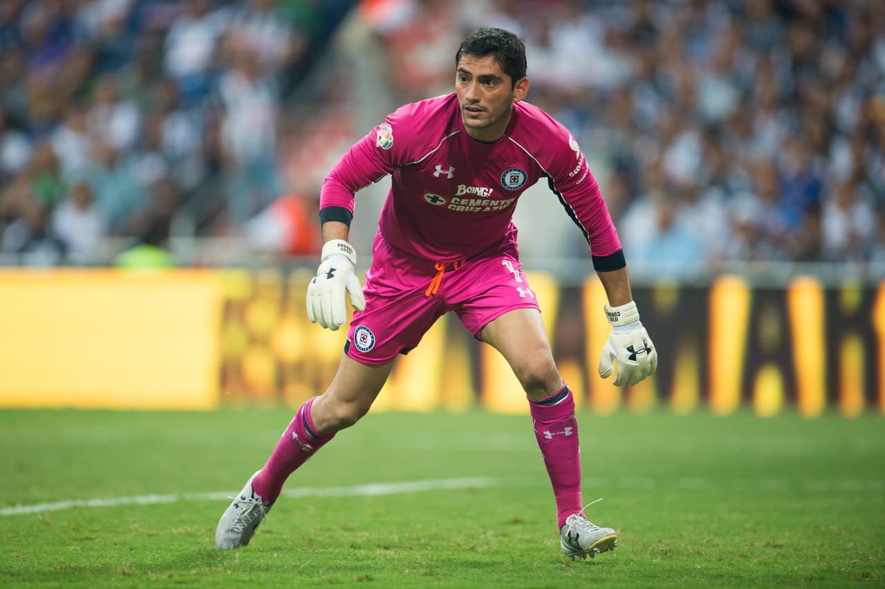 Jesús Corona se suma a la discusión: ¿Chicharito leyenda?