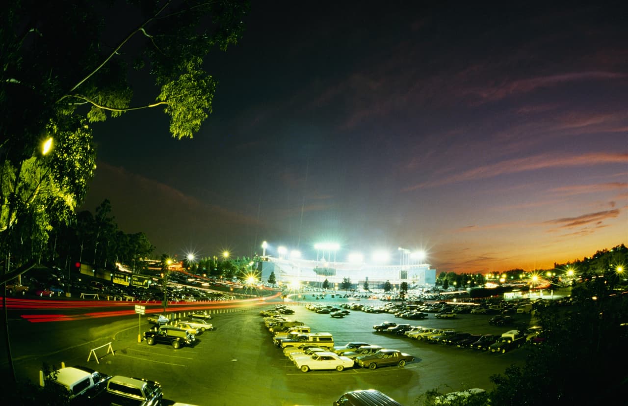 En esta foto que data de 1985, ya se hablaba de los problemas que pasaban los aficionados para llegar a ver a sus adorados Dodgers jugar en casa.