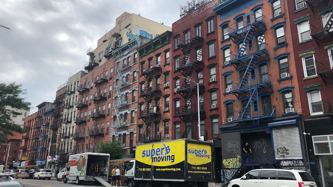 Corte Suprema bloquea parcialmente la prohibición de desalojos en Nueva York