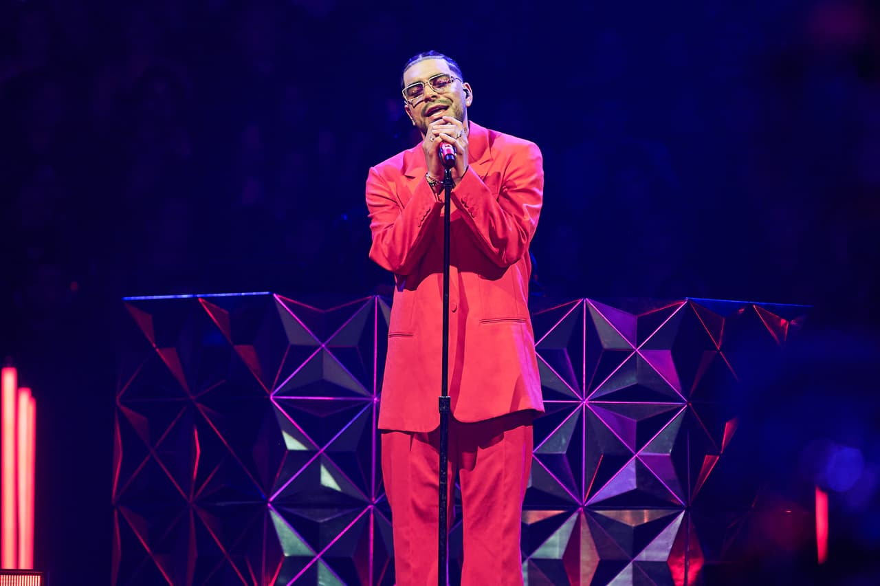 Ryan Castro deleitó a los presentes con los temas 'El Cantante del Ghetto' y 'Quema'.
<br>