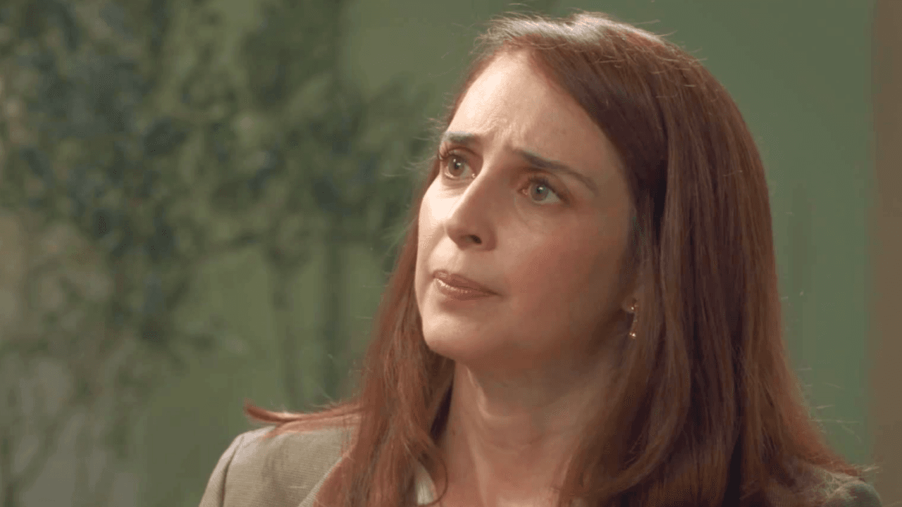 Nuria se horroriza ante el chantaje de Iñigo | Mi Verdad Oculta | Capítulo 72