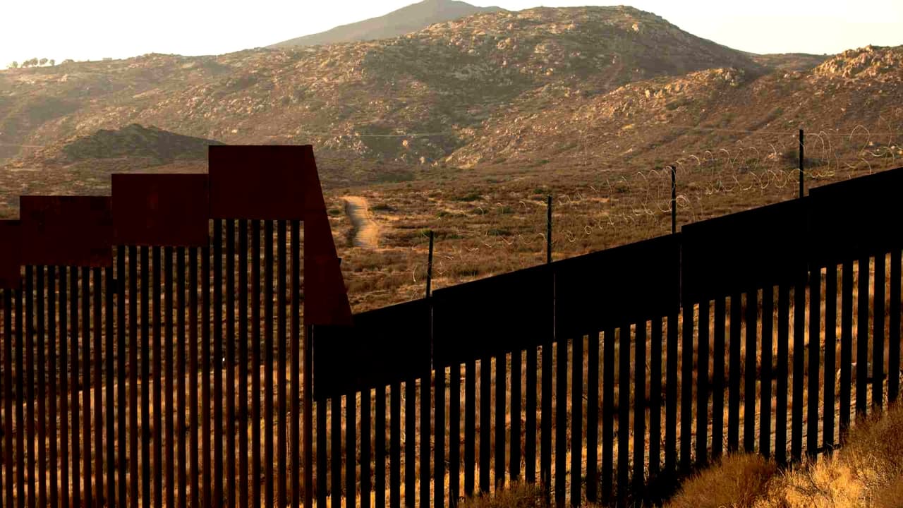 Corte Suprema limita revisión judicial sobre fin del TPS y niega protección de asilo a inmigrantes en México