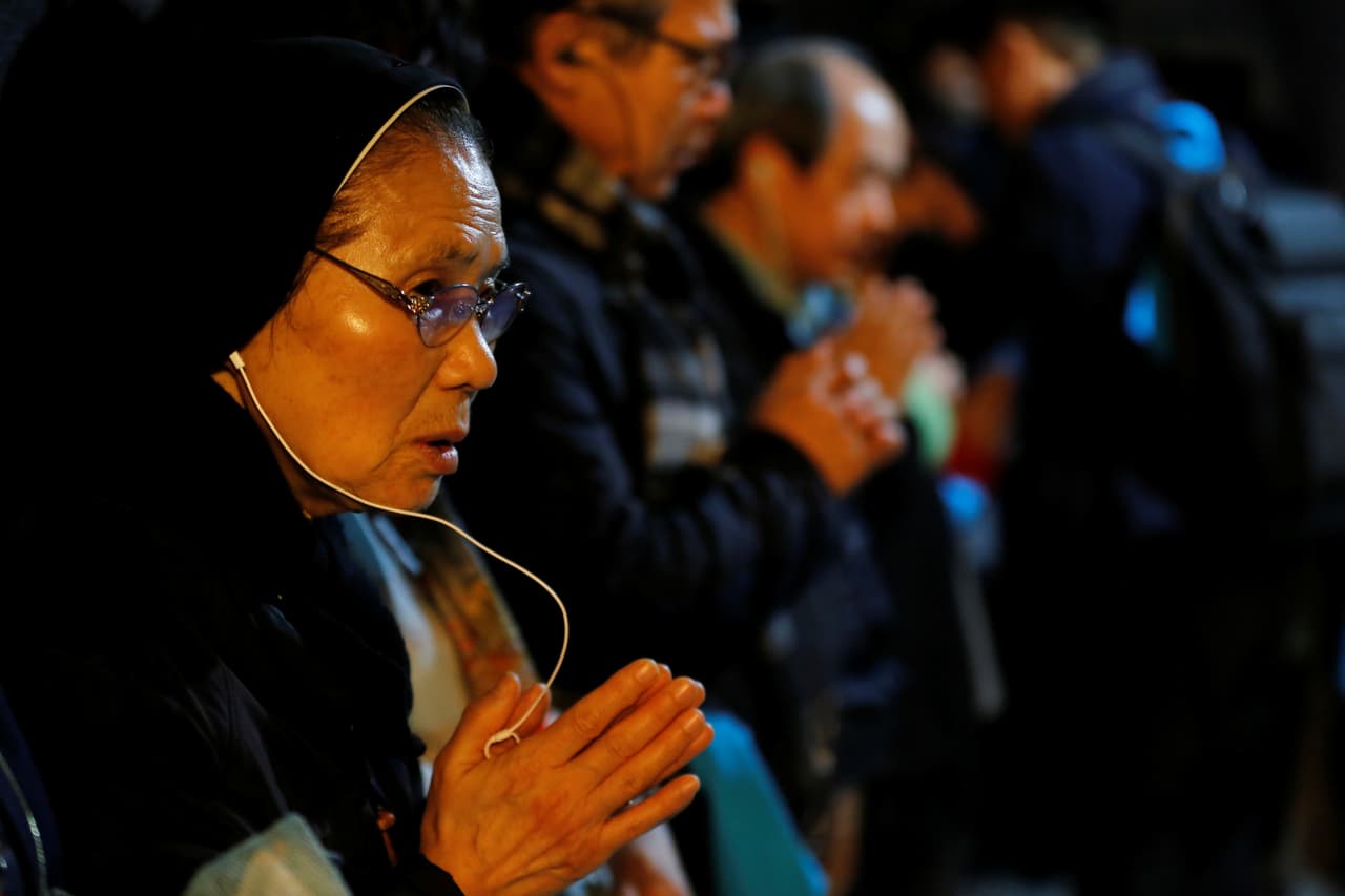 Creyentes y religiosos provenientes de todas partes del mundo asisten este 24 de diciembre a las actividades en la Basílica de la Natividad, uno de los sitios sagrados del cristianismo.