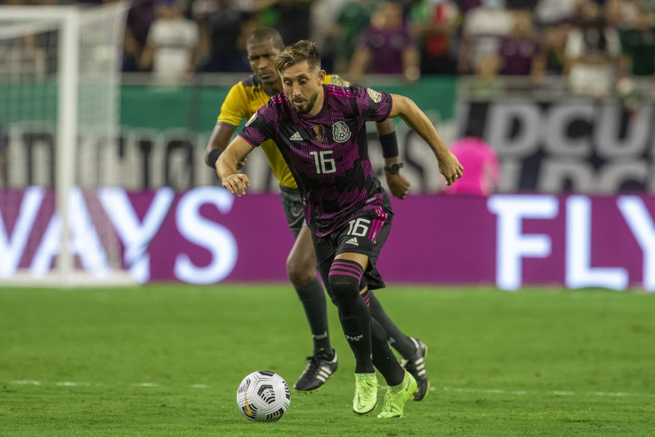 Orbelín pineda (45+2) y Héctor Herrera (90+8) se encargan de anotar en el sufrido triunfo de México 2-1 sobre a Canadá.