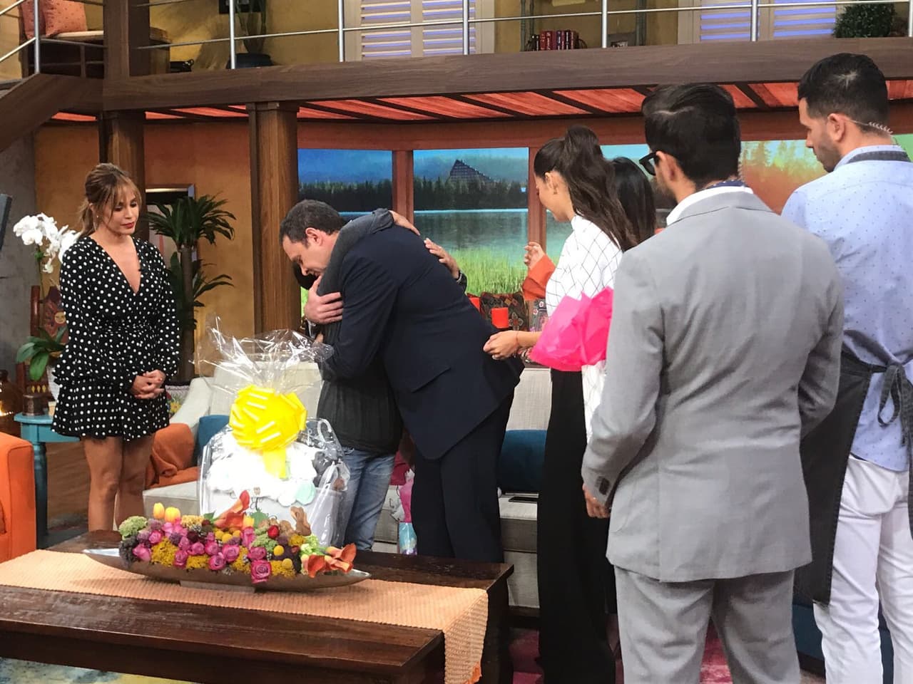 Nuestros conductores querían llenarla de abrazos y muestras de cariño, brindándole consuelo en estos momentos difíciles.