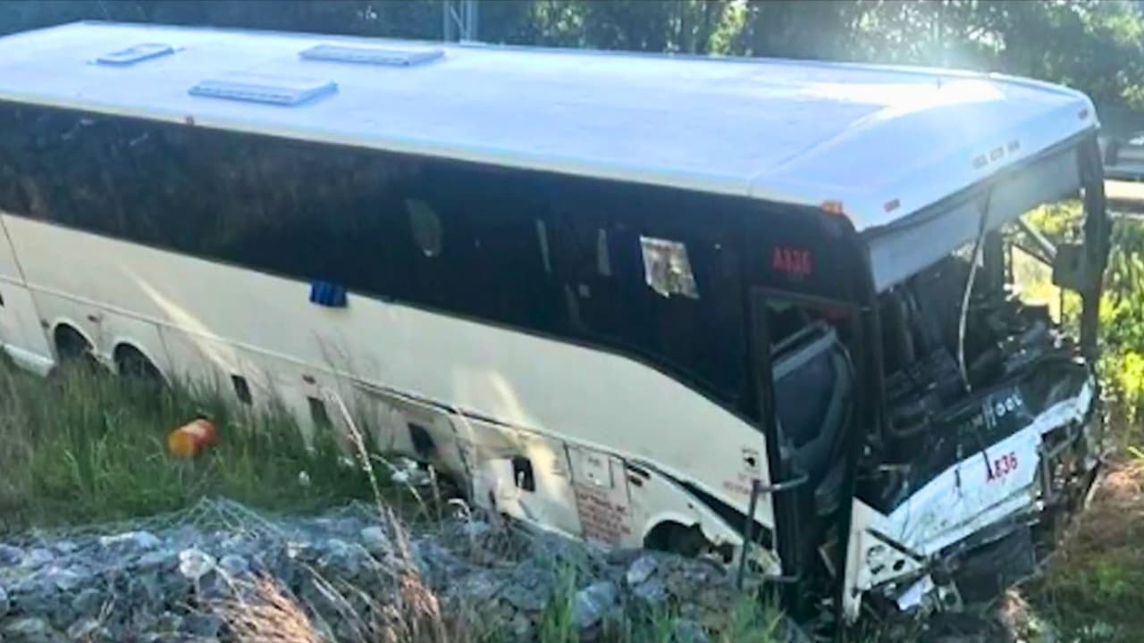 Accidente de autobús en Virginia deja 5 muertos y más de 40 heridos: Lo que sabemos a esta hora