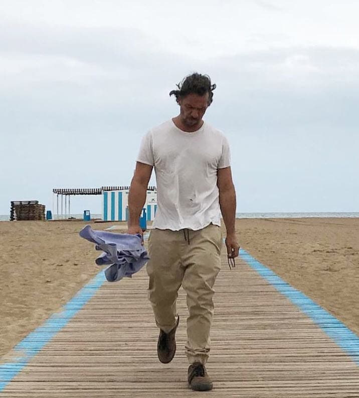 En octubre pasado, Nacho Palau, expareja del cantante español, lo encaró en los juzgados de Pozuelo de Alarcón, España, para que reconociera la filiación de los cuatro niños que tuvieron como hermanos e hijos de ambos padres.
<br>