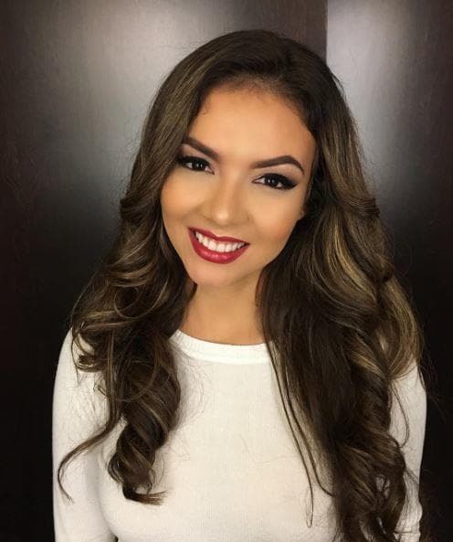 <b>Lupita Marisol</b> es una joven cantante que apareció recientemente en la última edición de 'La Voz México'. Su talento sobresalió de entre los participantes, pero su parecido con 
<b><a href="http://www.univision.com/temas/thalia">Thalía</a></b> fue lo que más llamó la atención.