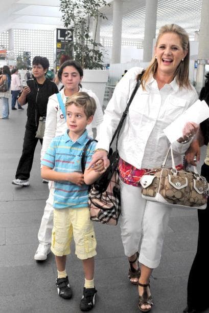 Erika ha declarado que en ocasiones Nicolás ha hablado con su abuelo, aunque la relación no es cercana.