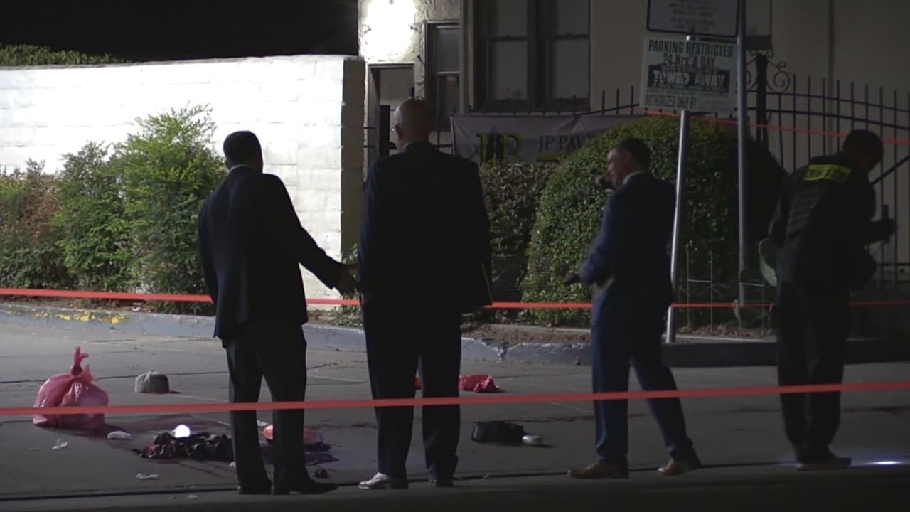 Pleito callejero sobre la avenida Alum Rock de San José deja una persona muerta a puñaladas