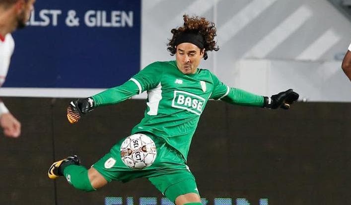 Error de Memo Ocha abrió la puerta a la derrota del Standard Lieja