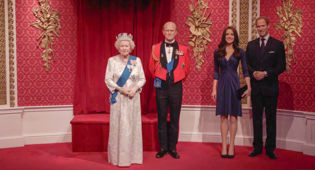Como respuesta al anuncio, el museo Madame Tussauds separó oficialmente a la figura de cera de Meghan Markle y del príncipe Harry del resto de los miembros de la corona británica.