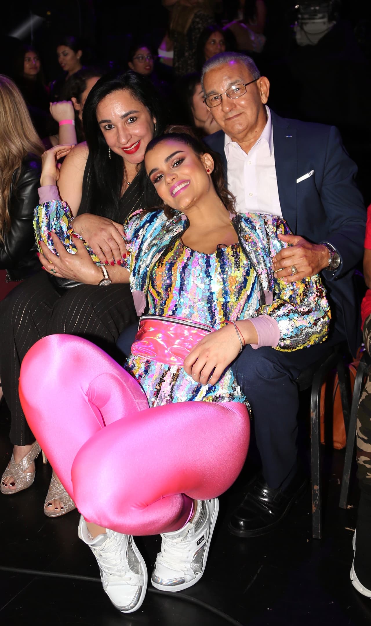 Es hija de Domingo Molina y Clara Contreras.