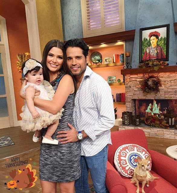 El día de acción de gracias llegó, Ana Patricia y su esposo Luis celebraban a su más grande bendición.