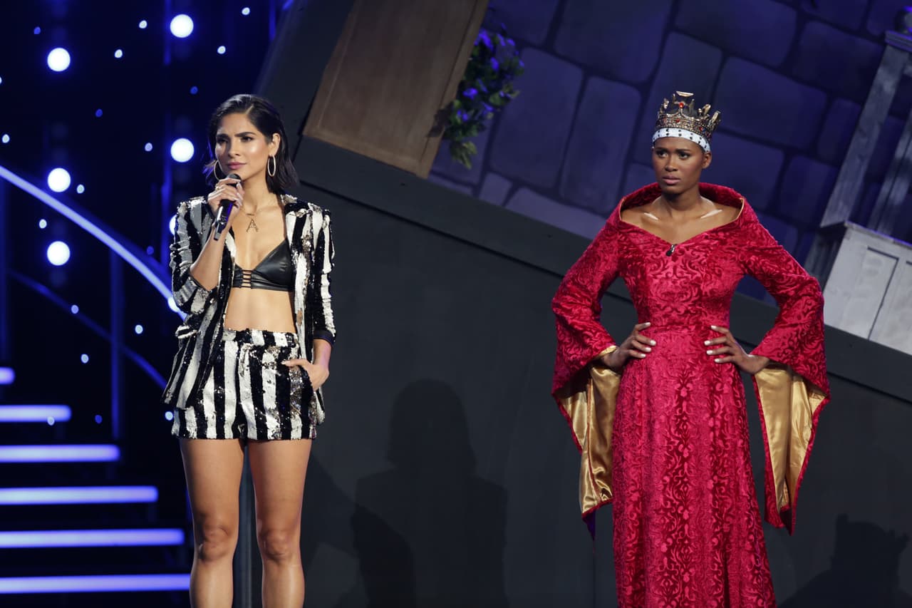 Tras su interpretación en la escena con el set inclinado, El Dasa y Denise celebraron la naturalidad de Ceylin, Jomari le pidió que aumentara su habilidad para dominar el escenario y aunque a Giselle le hubiera gustado que la reina fuera un poquitín más autoritaria, le gustó que la dominicana improvisara.